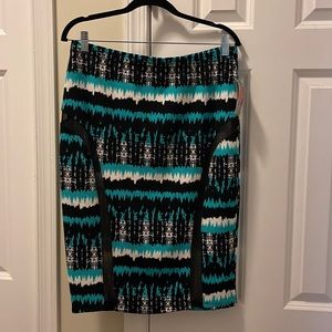 Black print pencil skirt